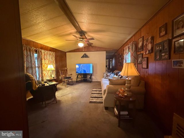 800 YORK RD, Dover, PA 17315