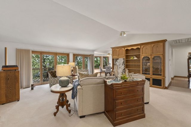 94 Irish Hills Boulevard, Kimberling City, MO 65686