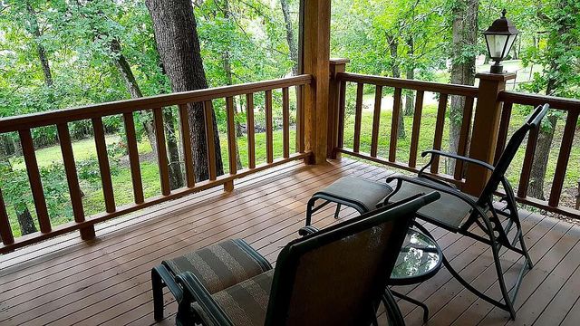 94 Irish Hills Boulevard, Kimberling City, MO 65686