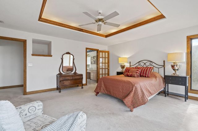 94 Irish Hills Boulevard, Kimberling City, MO 65686