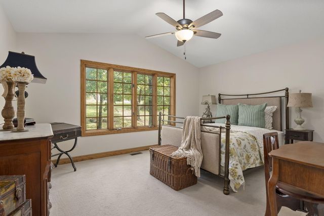 94 Irish Hills Boulevard, Kimberling City, MO 65686