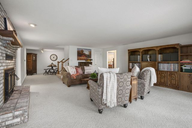 94 Irish Hills Boulevard, Kimberling City, MO 65686