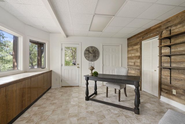 94 Irish Hills Boulevard, Kimberling City, MO 65686