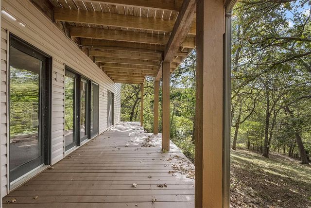 94 Irish Hills Boulevard, Kimberling City, MO 65686