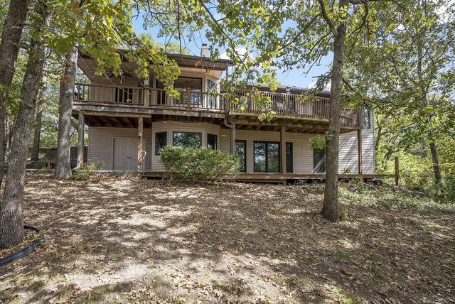 94 Irish Hills Boulevard, Kimberling City, MO 65686