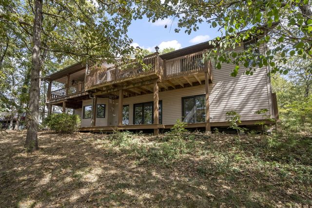 94 Irish Hills Boulevard, Kimberling City, MO 65686