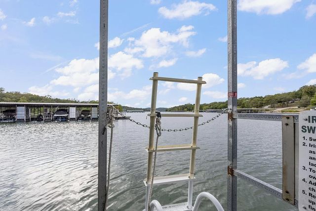 94 Irish Hills Boulevard, Kimberling City, MO 65686