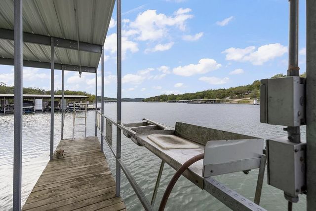 94 Irish Hills Boulevard, Kimberling City, MO 65686