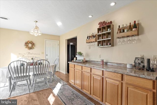 195 ISAAC DR, Bunker Hill, WV 25413