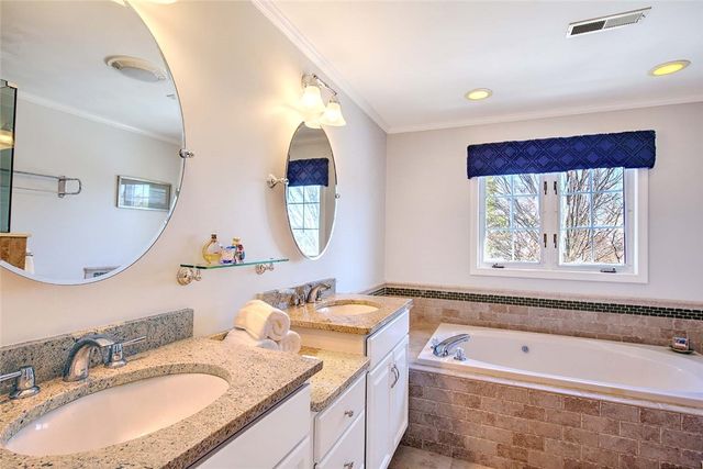 350 KETTLE POND Drive, South Kingstown, RI 02879