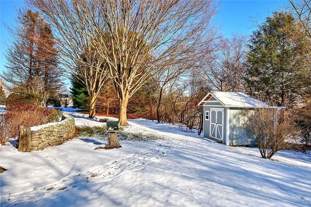 350 KETTLE POND Drive, South Kingstown, RI 02879