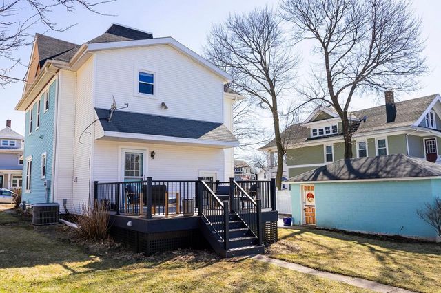 210 S 6th Street, Mount Horeb, WI 53572