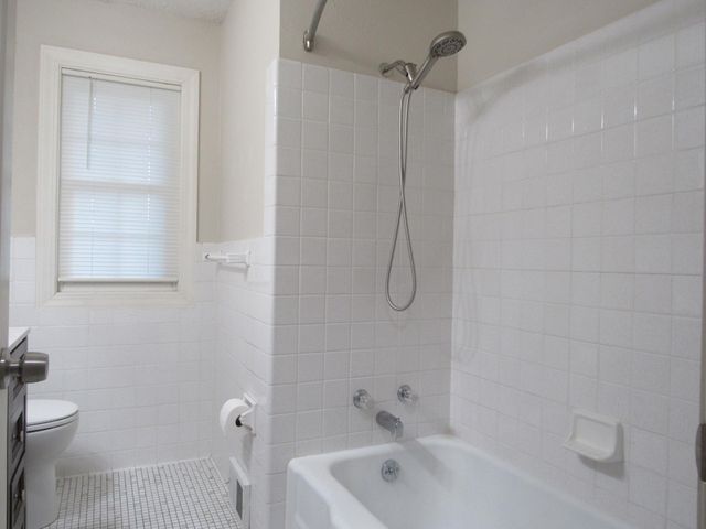 5340 Byron Avenue N, Crystal, MN 55429