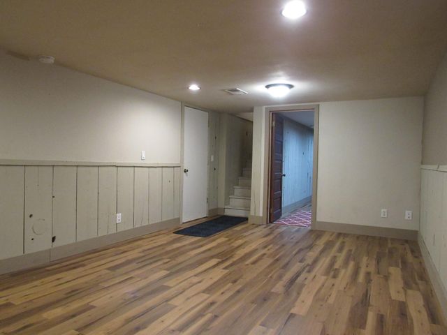 5340 Byron Avenue N, Crystal, MN 55429