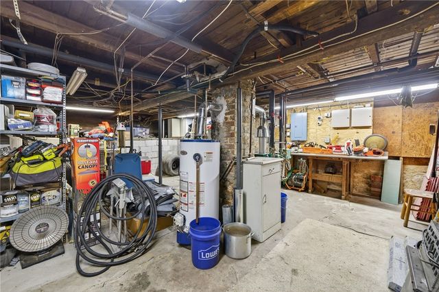 24 Maplewood Avenue, Warwick, RI 02889