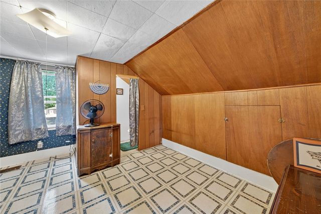 24 Maplewood Avenue, Warwick, RI 02889