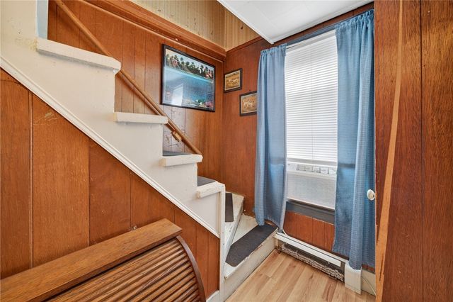 24 Maplewood Avenue, Warwick, RI 02889