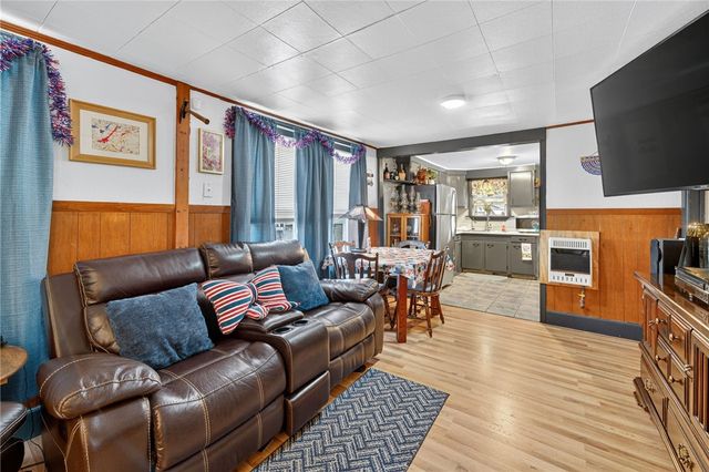 24 Maplewood Avenue, Warwick, RI 02889