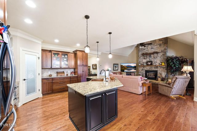 306 Harbor Approach, Johnson City, TN 37601