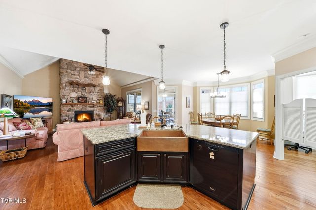 306 Harbor Approach, Johnson City, TN 37601