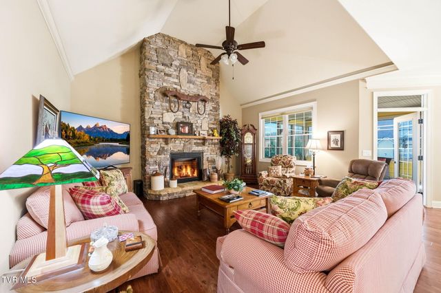 306 Harbor Approach, Johnson City, TN 37601