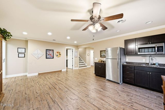 306 Harbor Approach, Johnson City, TN 37601