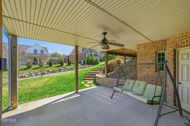 306 Harbor Approach, Johnson City, TN 37601