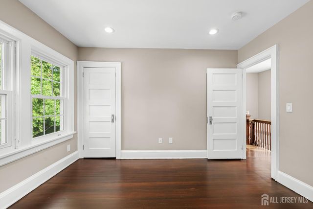 17 N Adelaide Avenue N, Highland Park, NJ 08904