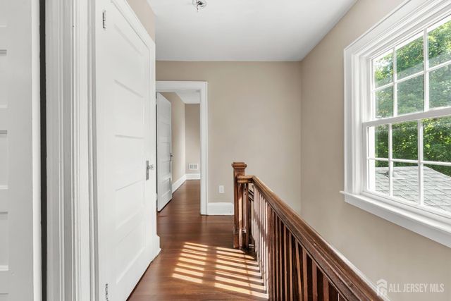 17 N Adelaide Avenue N, Highland Park, NJ 08904