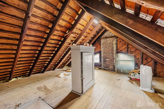 17 N Adelaide Avenue N, Highland Park, NJ 08904