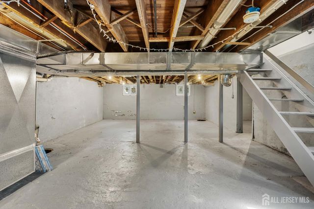 17 N Adelaide Avenue N, Highland Park, NJ 08904