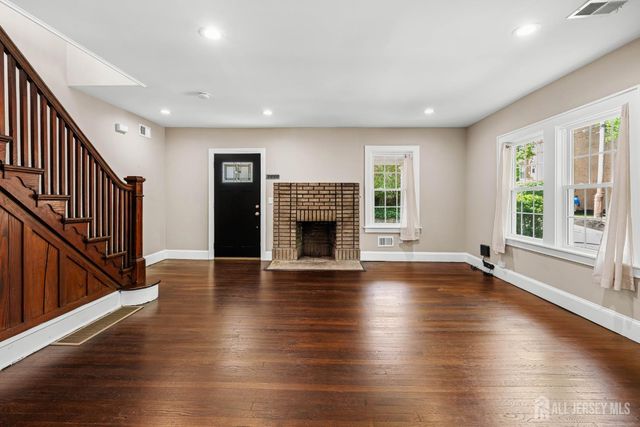 17 N Adelaide Avenue N, Highland Park, NJ 08904