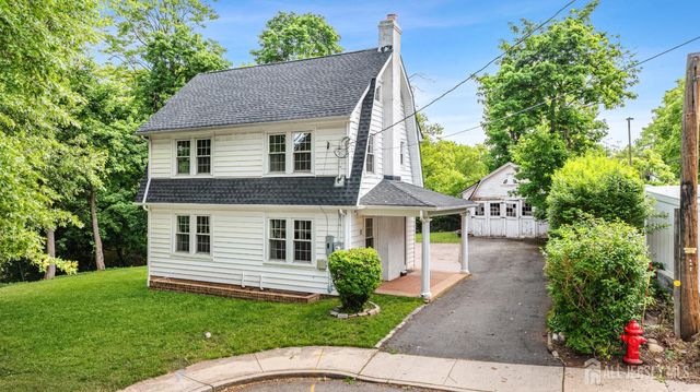 17 N Adelaide Avenue N, Highland Park, NJ 08904