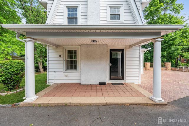 17 N Adelaide Avenue N, Highland Park, NJ 08904