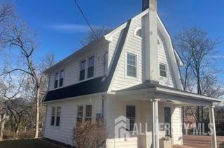 17 N Adelaide Avenue N, Highland Park, NJ 08904