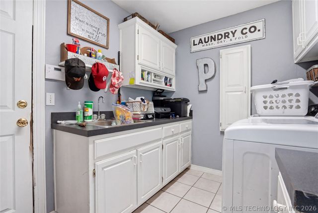 1033 S 263 West Avenue, Sand Springs, OK 74063