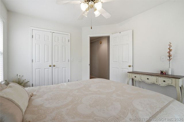 1033 S 263 West Avenue, Sand Springs, OK 74063