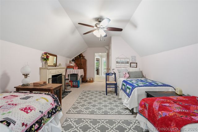 1033 S 263 West Avenue, Sand Springs, OK 74063