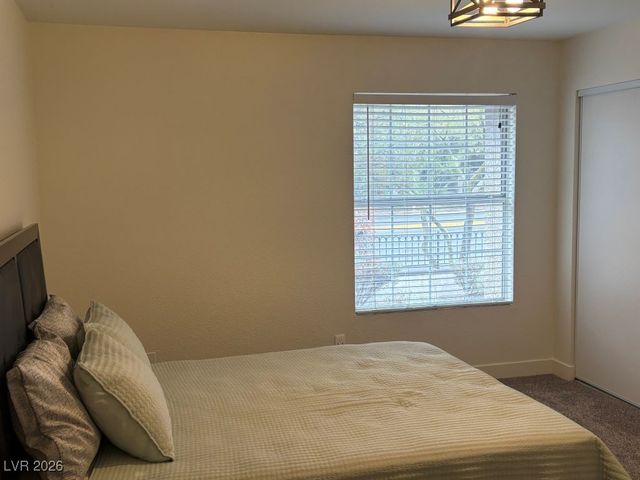 2606 South Durango Drive 287, Las Vegas, NV 89117