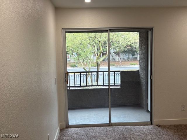 2606 South Durango Drive 287, Las Vegas, NV 89117