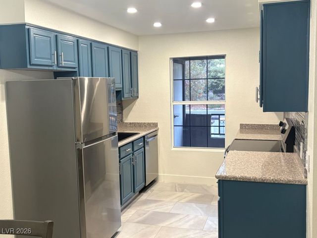 2606 South Durango Drive 287, Las Vegas, NV 89117