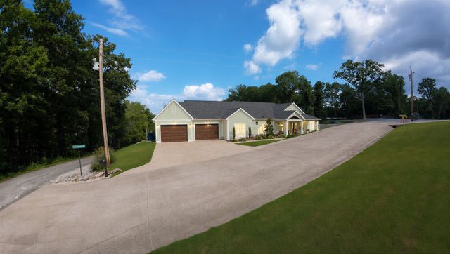15 Driftwood Ln, Buchanan, TN 38222