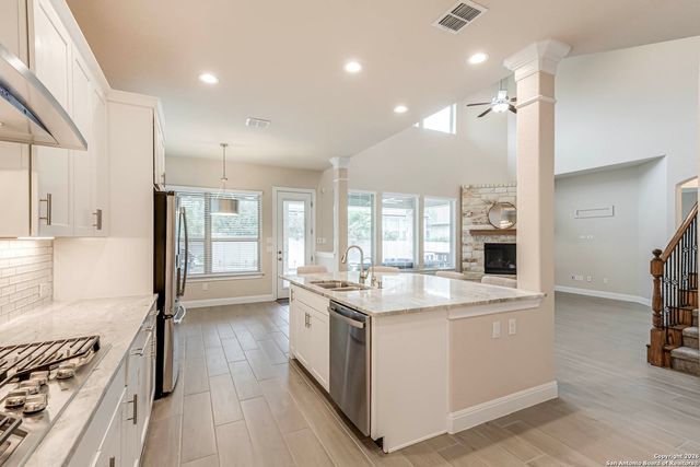 17419 Hillsedge, San Antonio, TX 78257