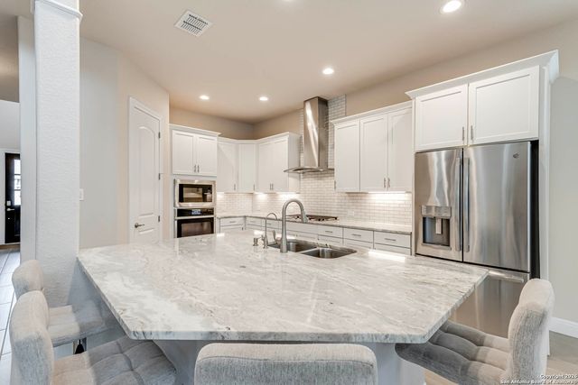 17419 Hillsedge, San Antonio, TX 78257