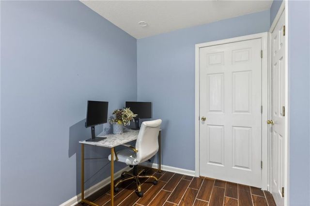 36 N Ridge Avenue, Liberty, MO 64068