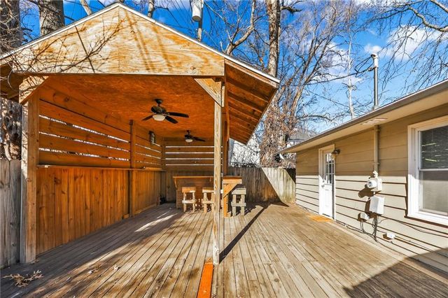 36 N Ridge Avenue, Liberty, MO 64068