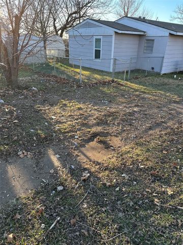 60 Pershing Drive A, Denison, TX 75020