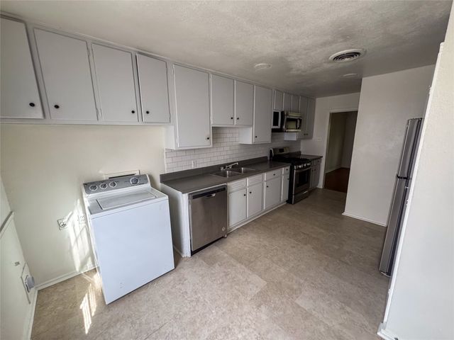 60 Pershing Drive A, Denison, TX 75020