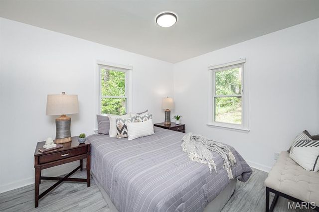 2528 Creve Coeur Drive, Brentwood, MO 63144