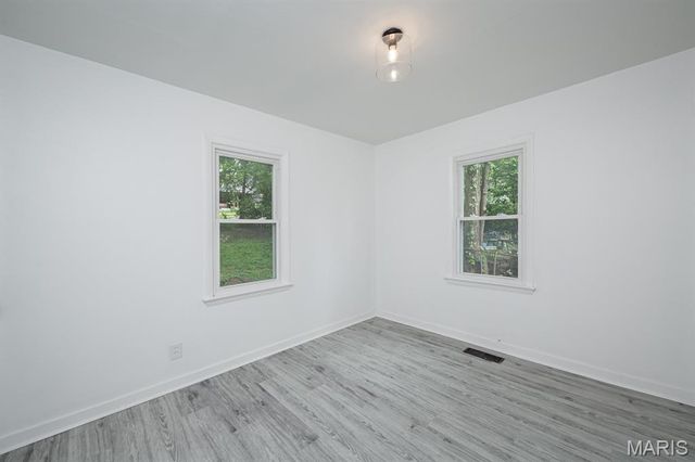 2528 Creve Coeur Drive, Brentwood, MO 63144